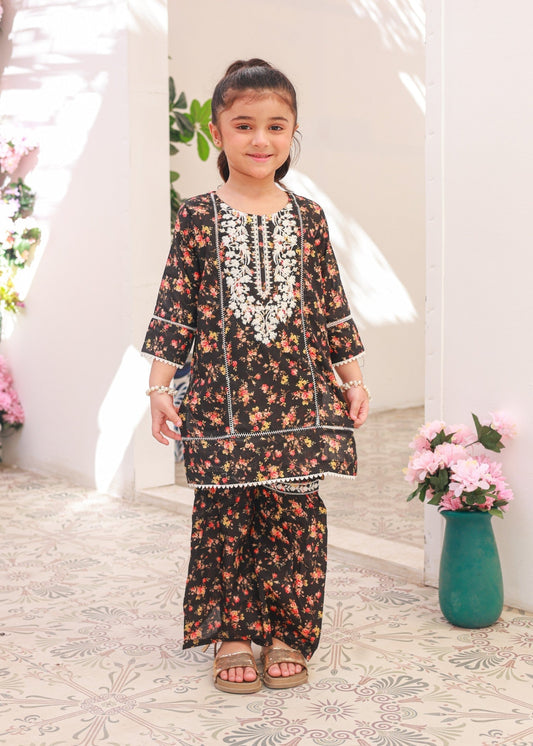 Black And White Lawn Gharar-KG 010