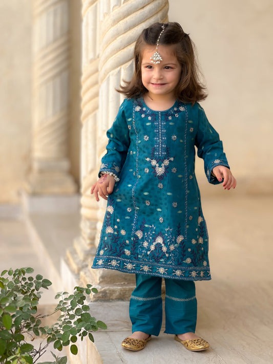 Dodger Blue Embroidered 2pcs Suit KST 085