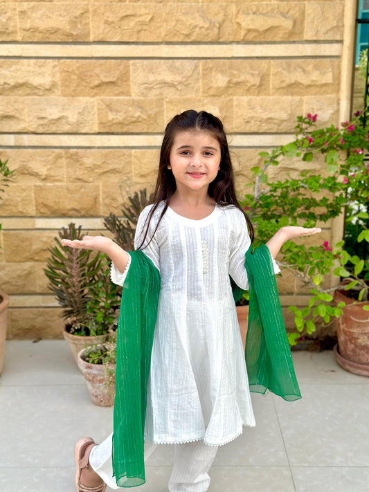 White Short frock With Green Dupata KST 067